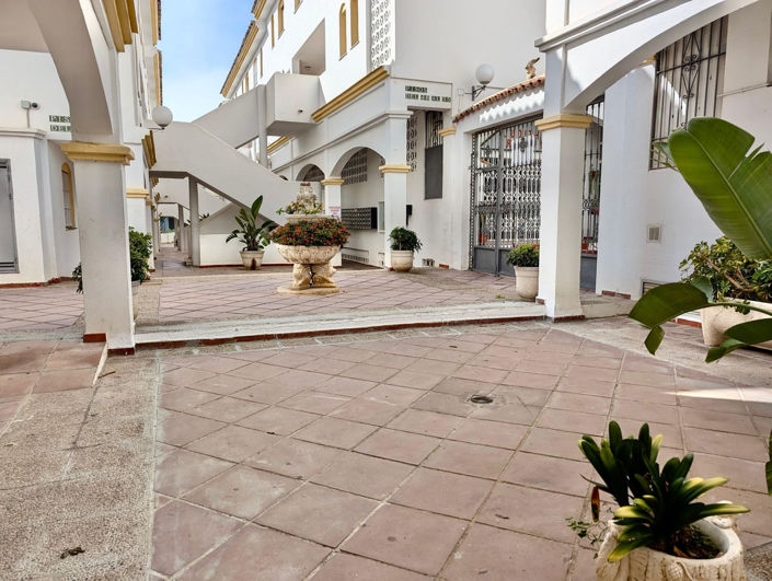 Image No.39-3 Bed Apartment for sale