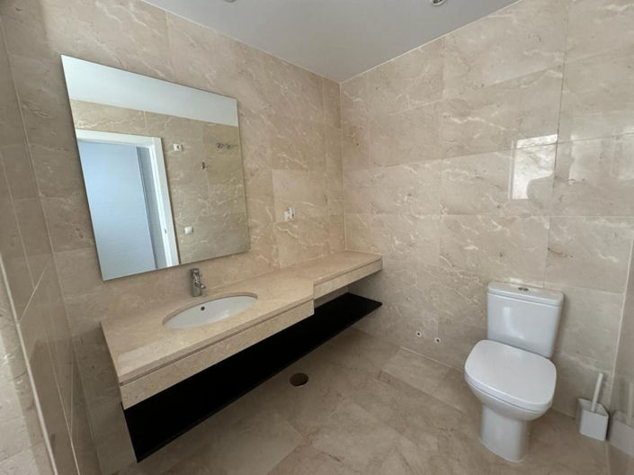 Image No.13-3 Bed Apartment for sale