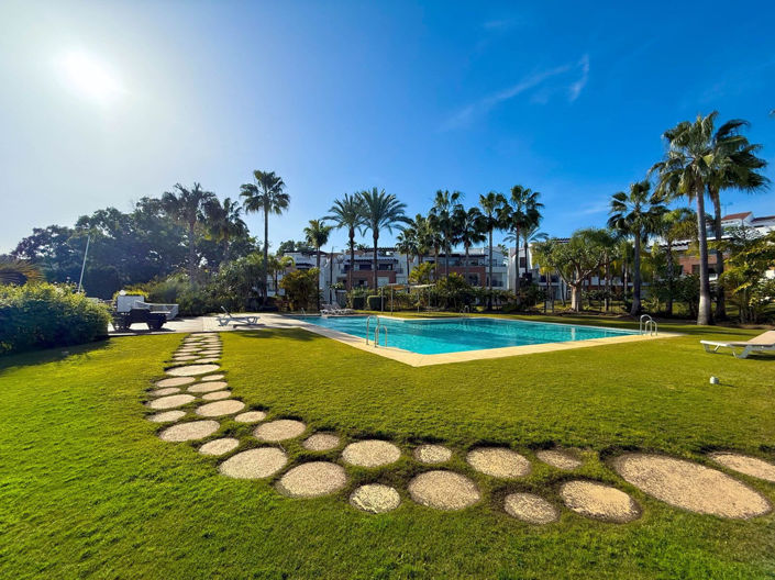 Image No.17-3 Bed Apartment for sale