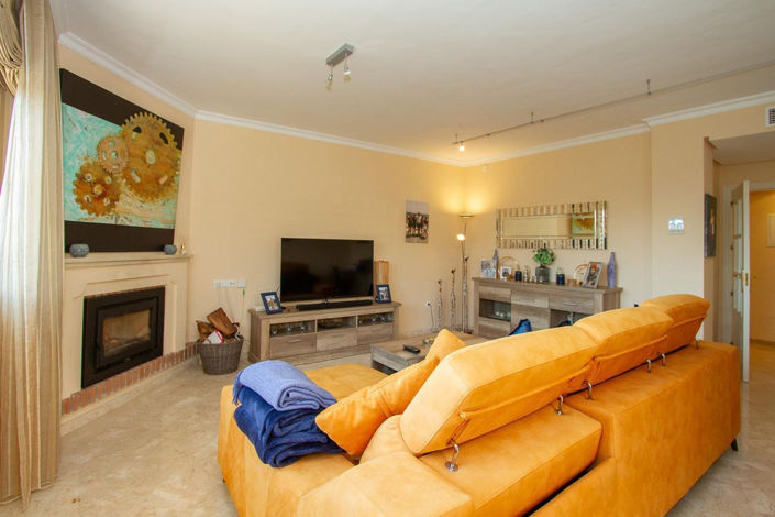 Image No.21-3 Bed Apartment for sale