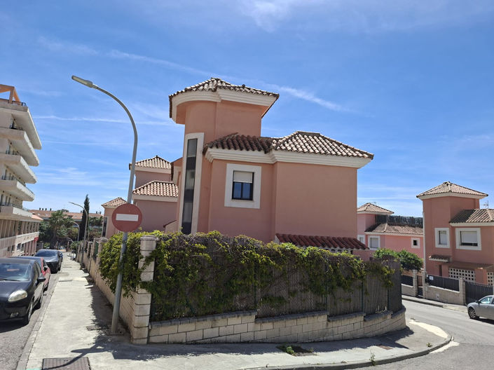 Image No.24-Villa de 3 chambres à vendre à Malaga