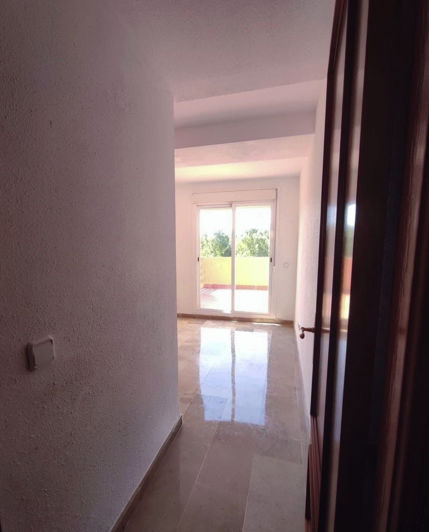 Image No.6-3 Bed Apartment for sale
