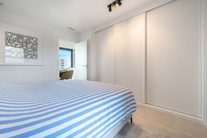 Image No.13-2 Bed Apartment for sale