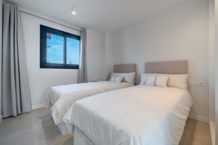 Image No.16-2 Bed Apartment for sale