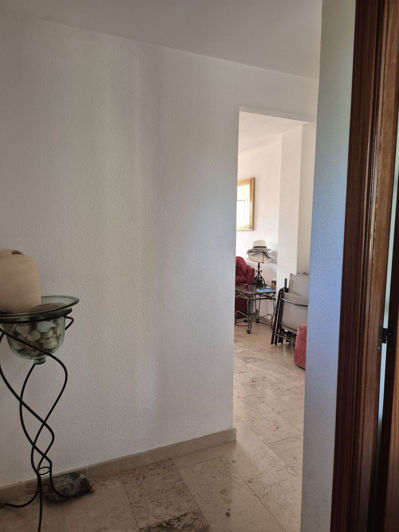 Image No.29-3 Bed Apartment for sale