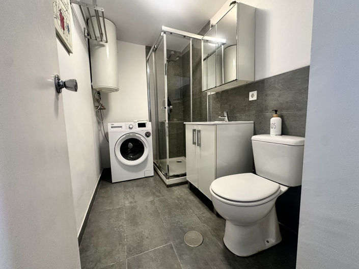 Image No.8-Studio for sale