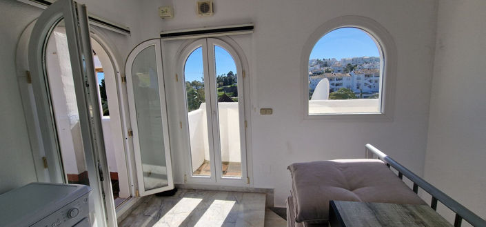 Image No.22-3 Bed Townhouse for sale