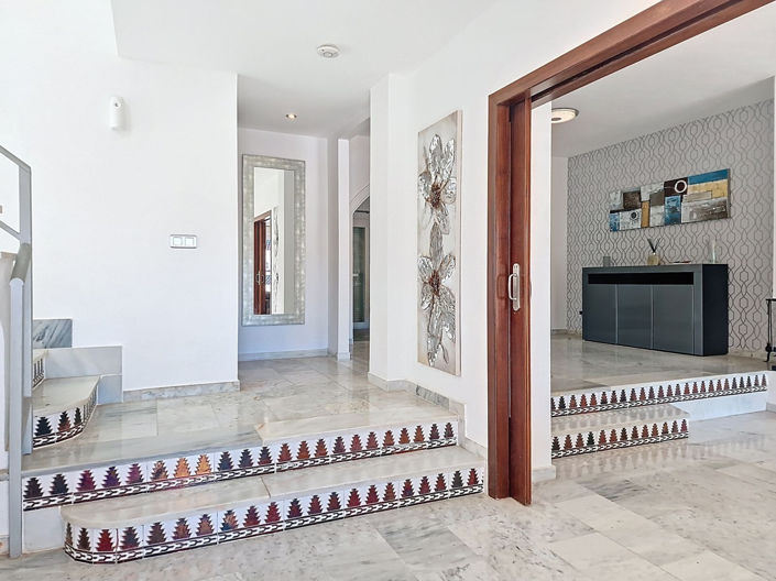 Image No.23-3 Bed Townhouse for sale