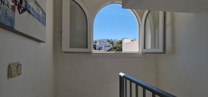 Image No.35-3 Bed Townhouse for sale