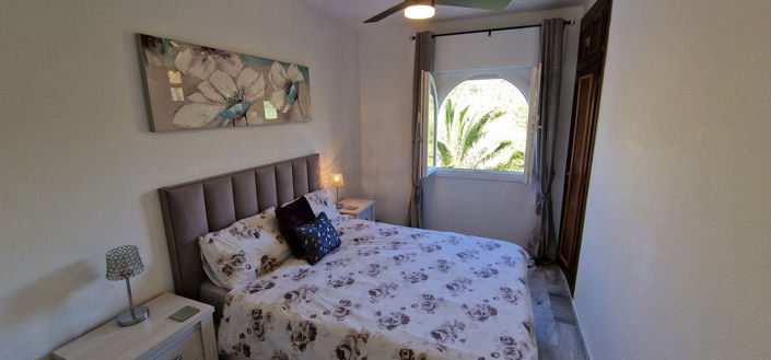Image No.50-3 Bed Townhouse for sale