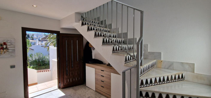 Image No.52-3 Bed Townhouse for sale