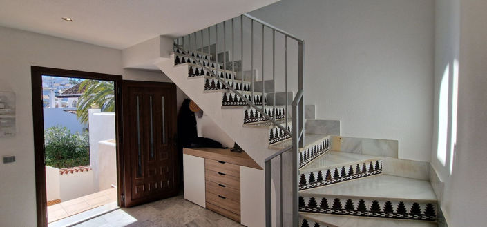 Image No.8-3 Bed Townhouse for sale