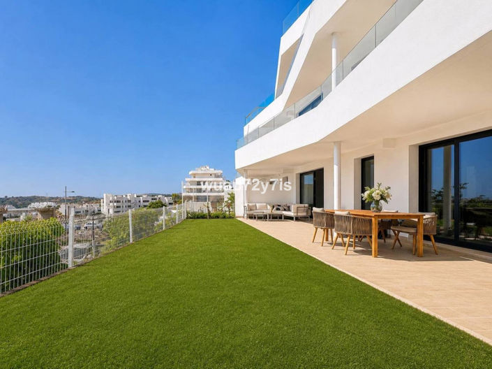 Image No.19-Appartement de 2 chambres à vendre à Estepona
