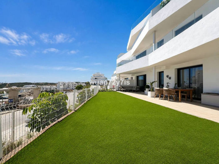 Image No.21-Appartement de 2 chambres à vendre à Estepona