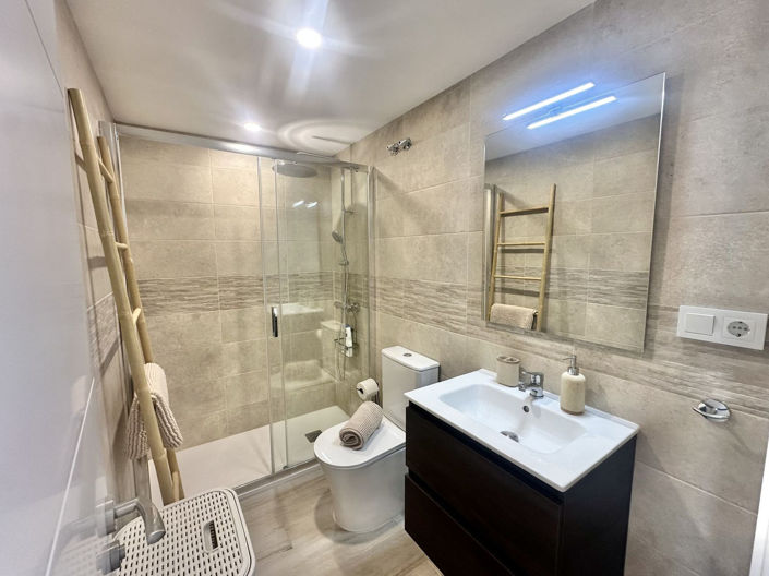 Image No.26-2 Bed Apartment for sale