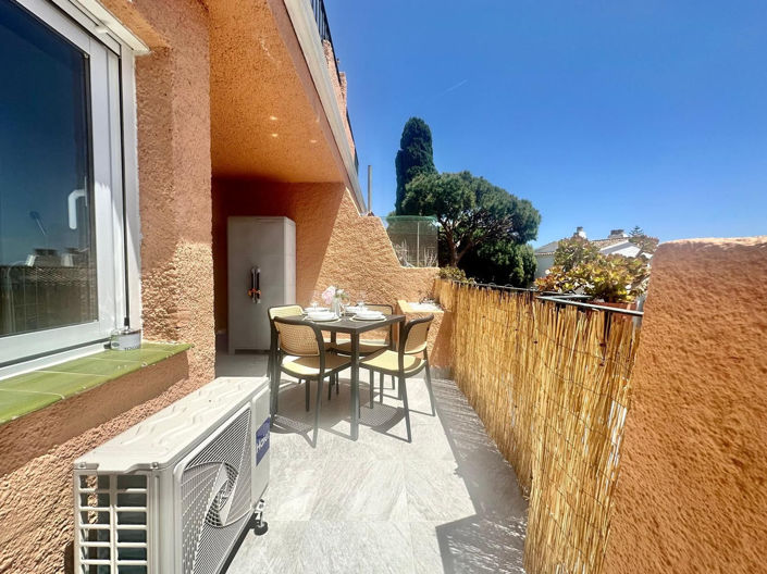 Image No.29-2 Bed Apartment for sale