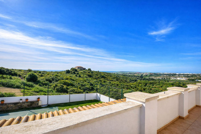 Image No.17-2 Bed Semi-Detached for sale