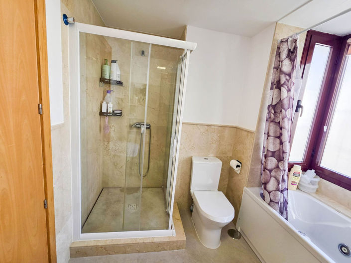Image No.20-2 Bed Semi-Detached for sale