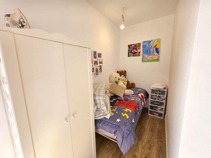 Image No.21-2 Bed Semi-Detached for sale