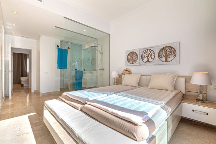 Image No.15-3 Bed Apartment for sale