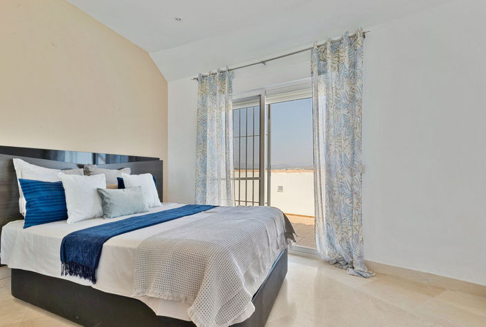 Image No.14-2 Bed Apartment for sale