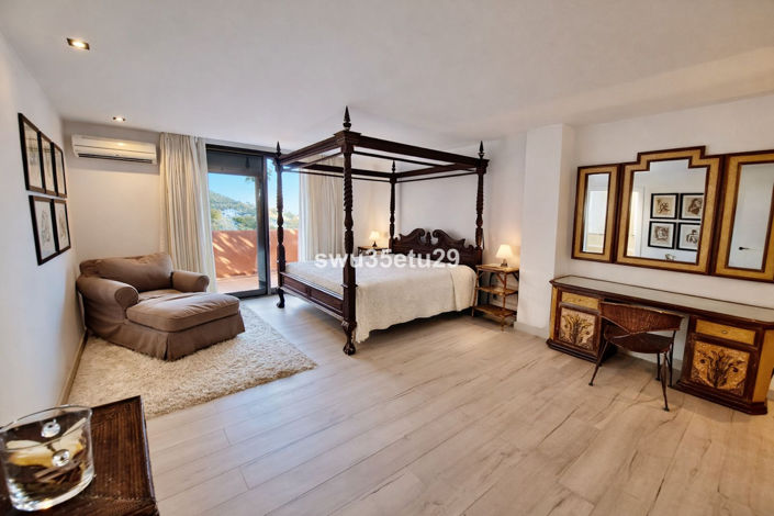 Image No.12-2 Bed Apartment for sale