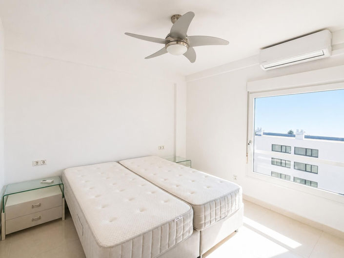 Image No.19-3 Bed Apartment for sale