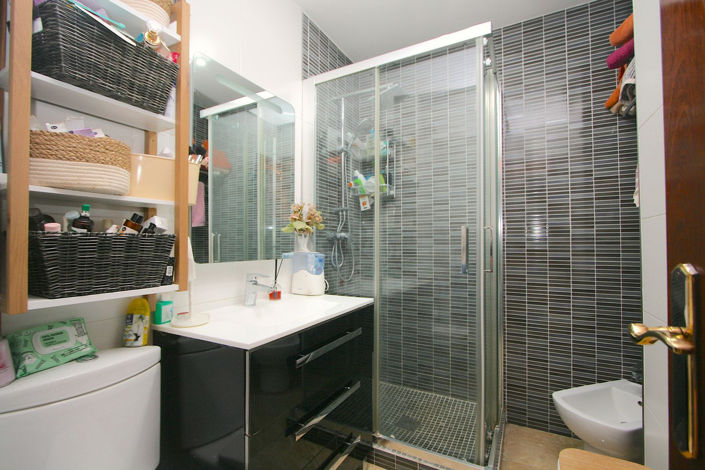Image No.8-2 Bed Apartment for sale