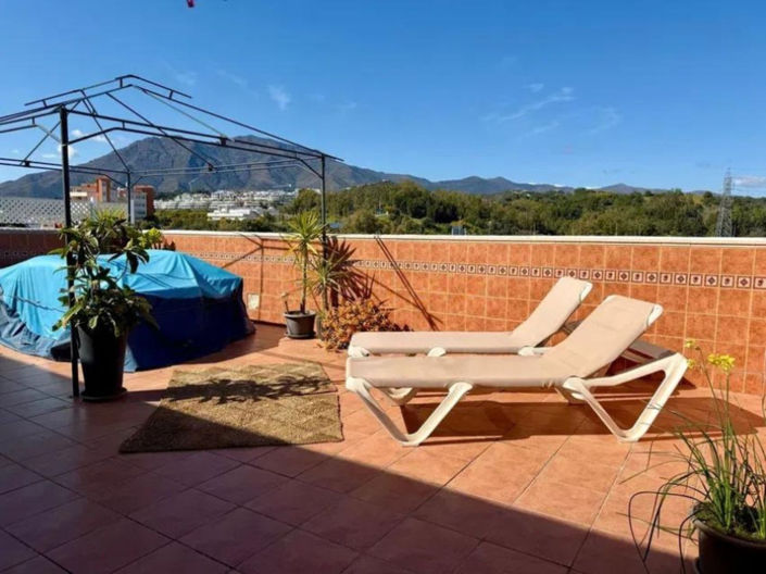 Image No.3-Appartement de 4 chambres à vendre à Estepona