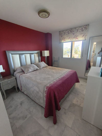 Image No.10-3 Bed Apartment for sale