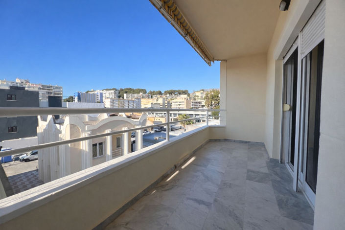 Image No.3-Appartement de 3 chambres à vendre à Torremolinos