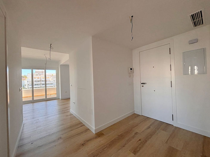 Image No.12-3 Bed Apartment for sale