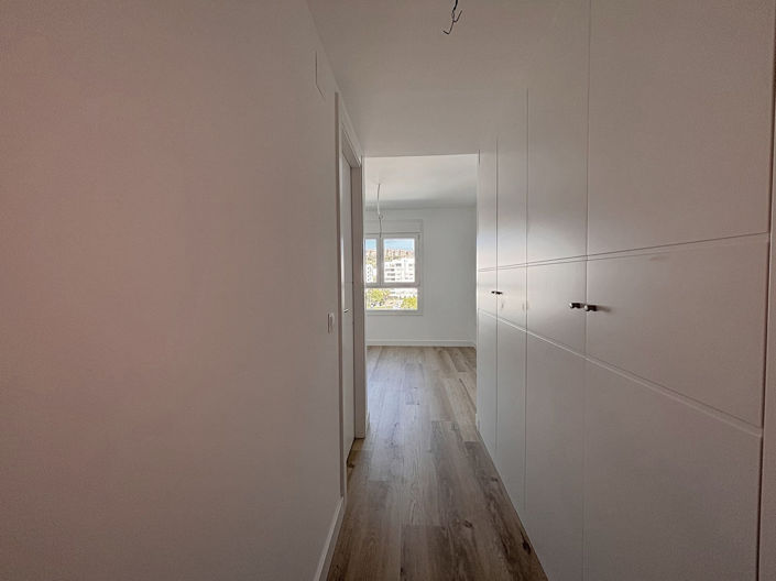 Image No.17-3 Bed Apartment for sale