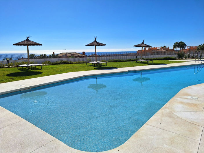 Image No.24-3 Bed Apartment for sale
