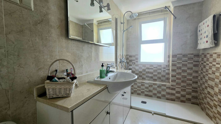 Image No.26-3 Bed Apartment for sale