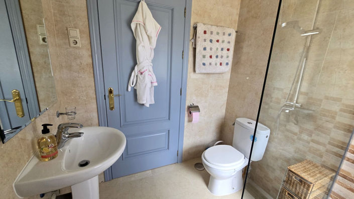 Image No.32-3 Bed Apartment for sale