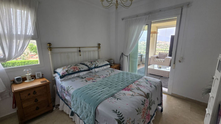 Image No.4-3 Bed Apartment for sale