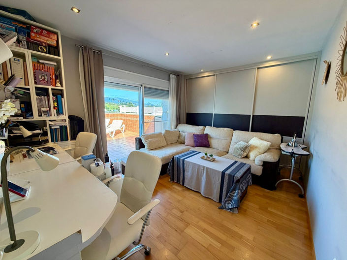 Image No.2-Appartement de 4 chambres à vendre à Estepona