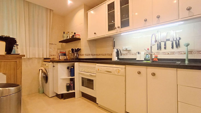 Image No.12-2 Bed Apartment for sale