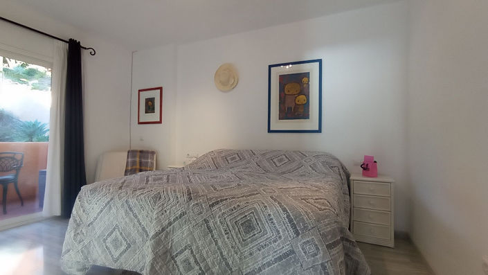 Image No.19-2 Bed Apartment for sale