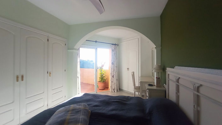 Image No.26-2 Bed Apartment for sale