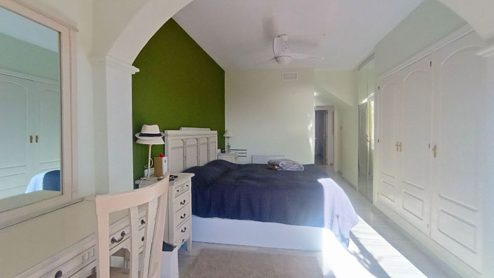Image No.28-2 Bed Apartment for sale