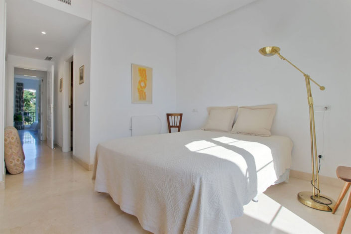 Image No.19-3 Bed Apartment for sale