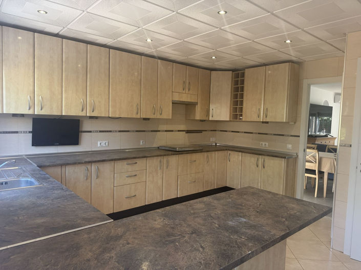 Image No.3-3 Bed Semi-Detached for sale