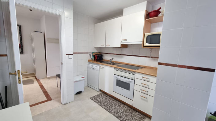 Image No.12-2 Bed Apartment for sale