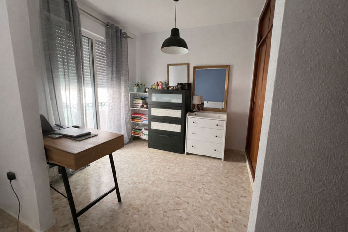 Image No.21-3 Bed Townhouse for sale
