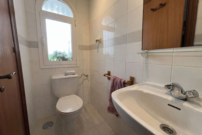 Image No.23-3 Bed Townhouse for sale