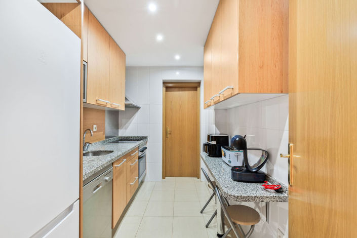 Image No.9-3 Bed Apartment for sale