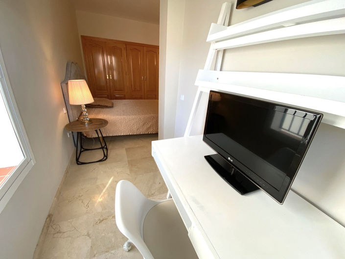 Image No.19-2 Bed Apartment for sale
