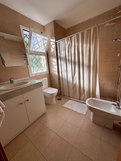 Image No.27-3 Bed Apartment for sale